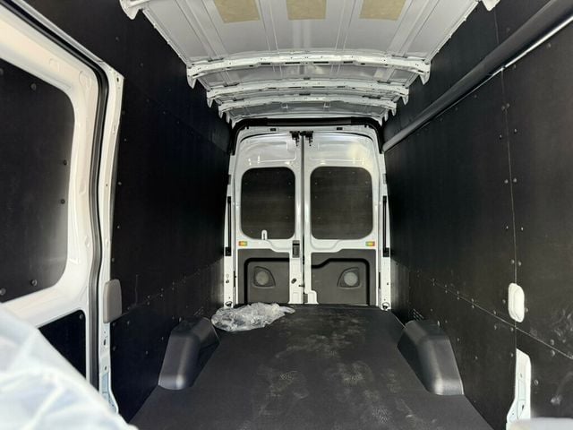 2025 Ford Transit Cargo Van T-350 148" Hi Rf 9500 GVWR RWD - 22997839 - 4