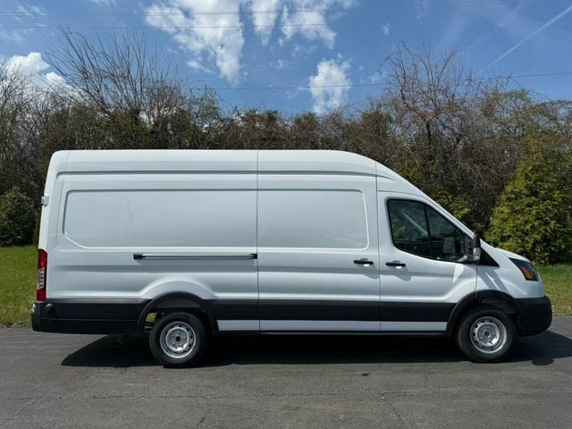 2025 Ford Transit Cargo Van T-350 148" Hi Rf 9500 GVWR RWD - 22997839 - 5