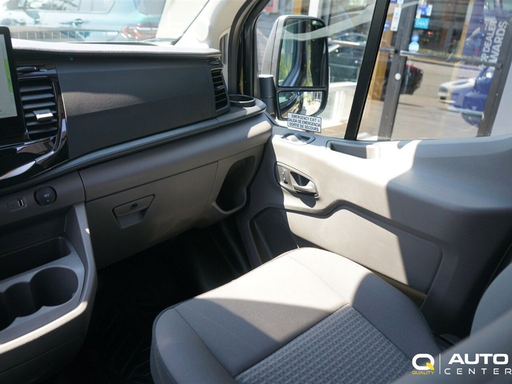 2025 Ford Transit Passenger Wagon  - 23052861 - 23