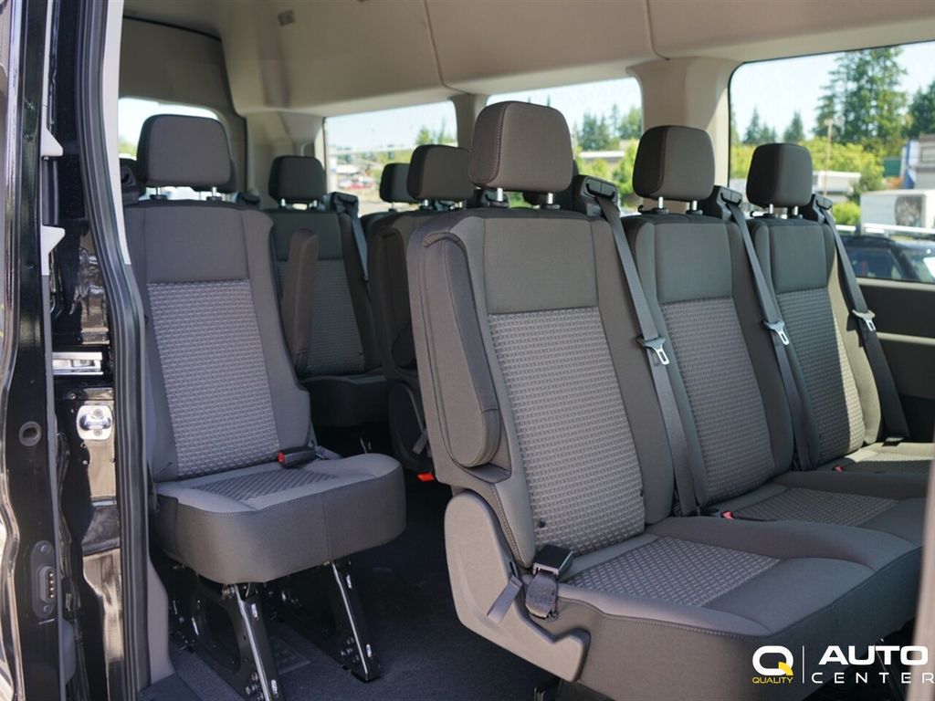 2025 Ford Transit Passenger Wagon  - 23052861 - 4