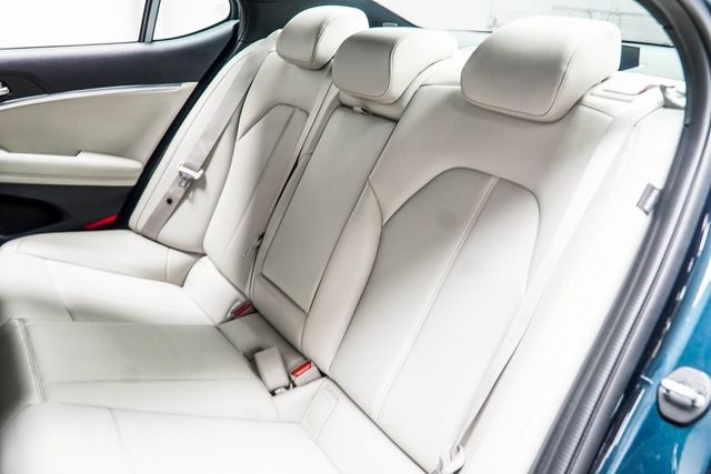 2025 Genesis G70 2.5T AWD - 22985685 - 39