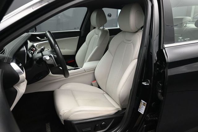 2025 Genesis G70 2.5T RWD - 23060729 - 4
