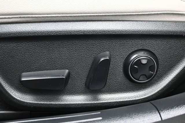 2025 Genesis G70 2.5T RWD - 23060729 - 7