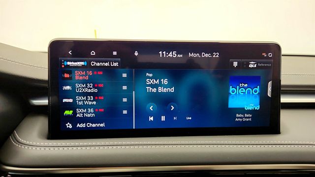 2025 Genesis G70 2.5T RWD - 22962904 - 18