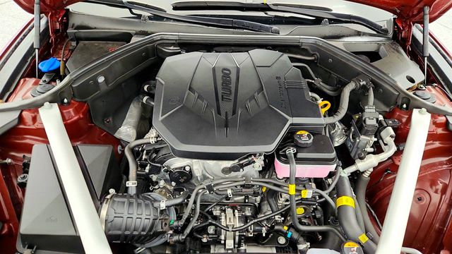 2025 Genesis G70 2.5T RWD - 22962904 - 26