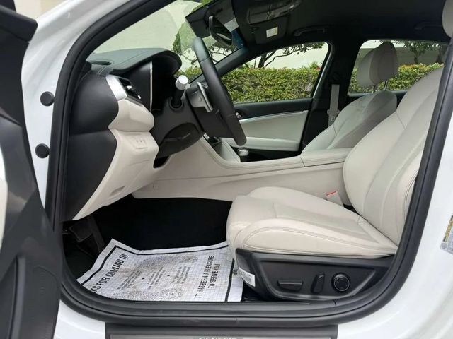 2025 Genesis G70 2.5T Standard Sedan 4D - 22975060 - 27