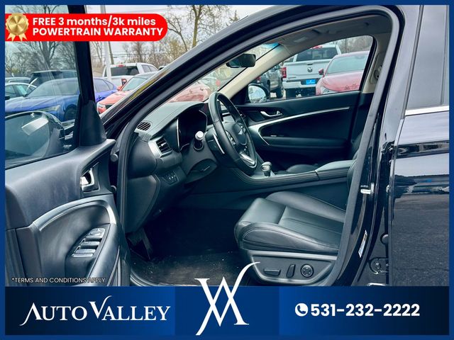 2025 Genesis G70 2.5T Standard Sedan 4D - 23012772 - 12