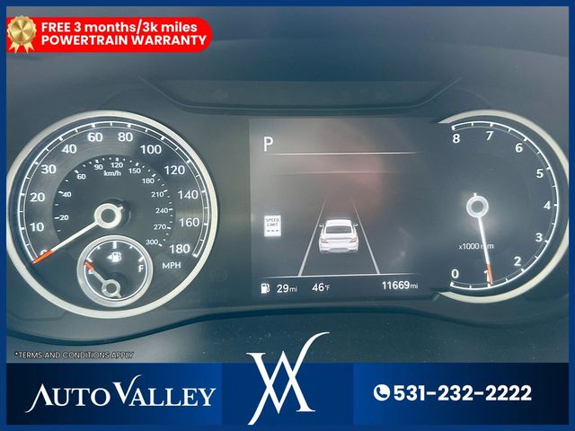 2025 Genesis G70 2.5T Standard Sedan 4D - 23012772 - 30