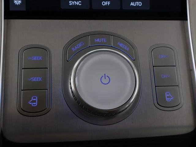 2025 Genesis G90 3.5T e-SC AWD - 22996915 - 71