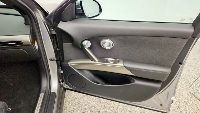 2025 Genesis GV60 Standard RWD - 23098639 - 26