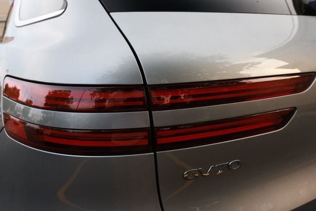 2025 Genesis GV70 2.5T AWD - 23054301 - 25