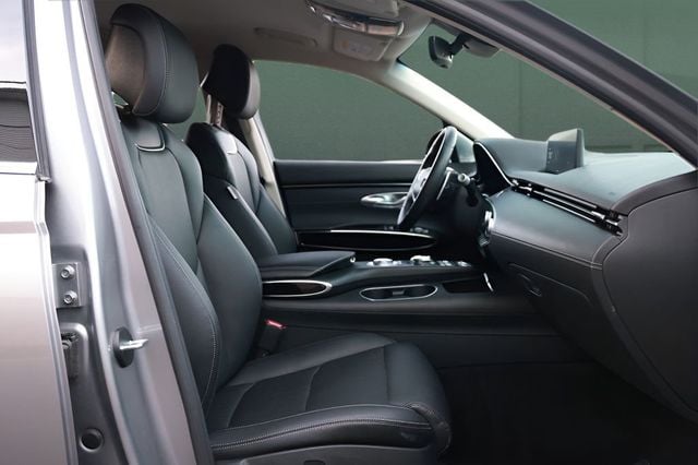 2025 Genesis GV70 2.5T AWD - 23054301 - 31