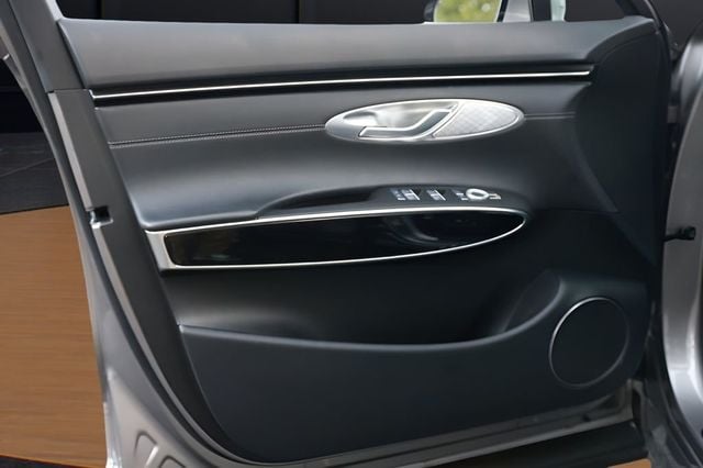 2025 Genesis GV70 2.5T AWD - 23054301 - 37