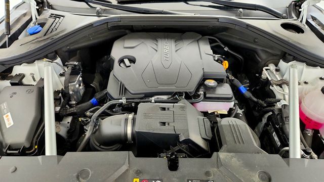 2025 Genesis GV70 2.5T AWD with Advanced and Select Packages - 23028805 - 28