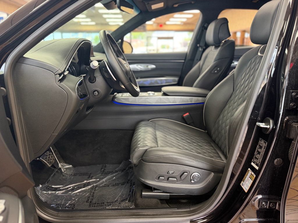 2025 Genesis GV70 3.5T Sport AWD - 23079931 - 15