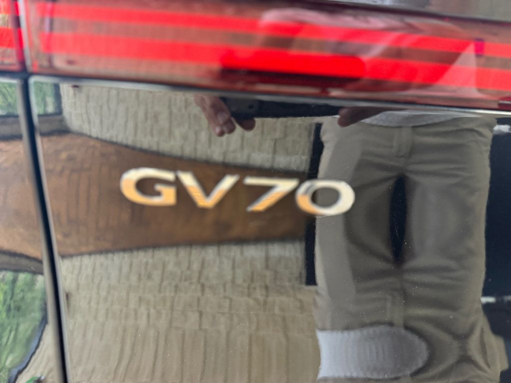 2025 Genesis GV70 3.5T Sport AWD - 23079931 - 19