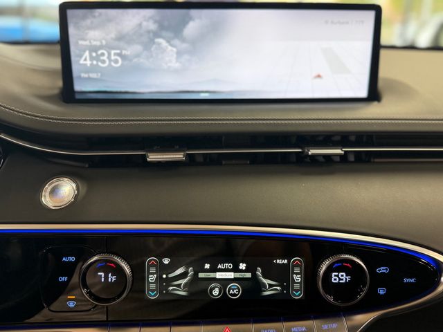 2025 Genesis GV70 3.5T Sport AWD - 23079931 - 31