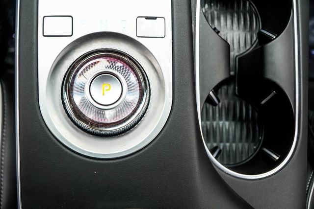 2025 Genesis GV70 3.5T Sport AWD - 22954649 - 19