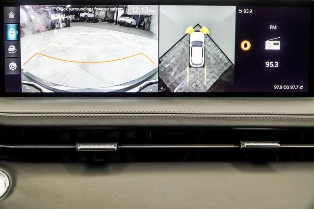 2025 Genesis GV70 3.5T Sport AWD - 22954649 - 31