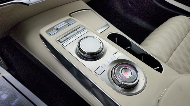 2025 Genesis GV70 3.5T Sport AWD - 22949914 - 14