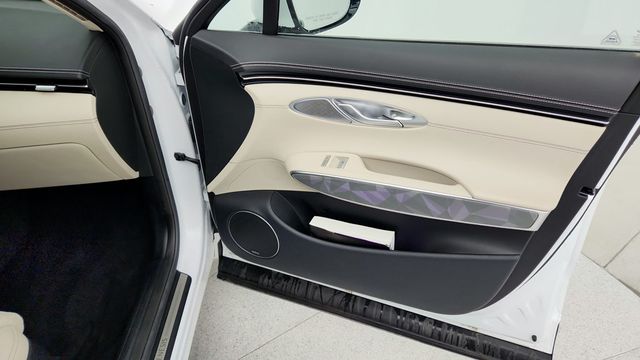 2025 Genesis GV70 3.5T Sport AWD with Advanced Package - 22949914 - 24