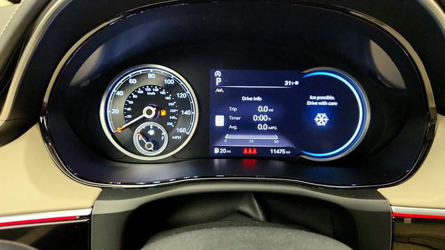 2025 Genesis GV70 3.5T Sport AWD with Advanced Package - 22978797 - 14