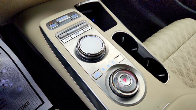 2025 Genesis GV70 3.5T Sport AWD with Advanced Package - 22978797 - 16