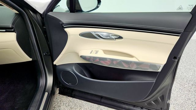 2025 Genesis GV70 3.5T Sport AWD with Advanced Package - 22978797 - 28