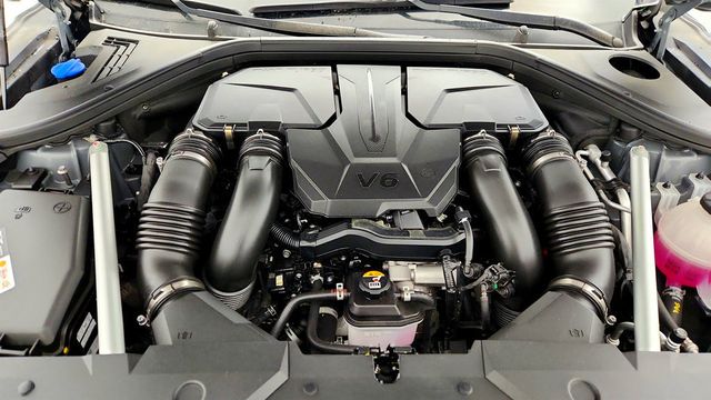 2025 Genesis GV70 3.5T Sport AWD with Advanced Package - 22978797 - 29