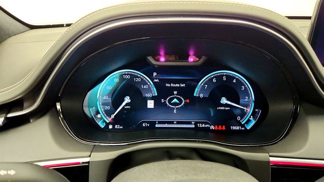 2025 Genesis GV70 3.5T Sport AWD w/ Prestige & Advanced Packages - 23021153 - 14