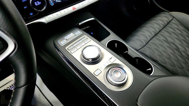 2025 Genesis GV70 3.5T Sport AWD w/ Prestige & Advanced Packages - 23021153 - 16