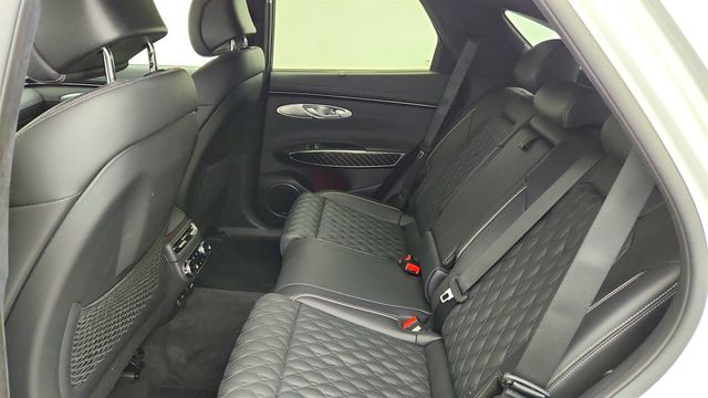 2025 Genesis GV70 3.5T Sport AWD w/ Prestige & Advanced Packages - 23021153 - 22