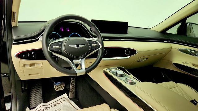 2025 Genesis GV70 3.5T Sport AWD w/ Sport Advanced & Prestige Packages - 23019789 - 12