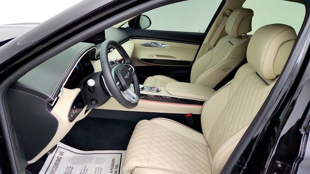 2025 Genesis GV70 3.5T Sport AWD w/ Sport Advanced & Prestige Packages - 23019789 - 21