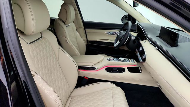 2025 Genesis GV70 3.5T Sport AWD w/ Sport Advanced & Prestige Packages - 23019789 - 25