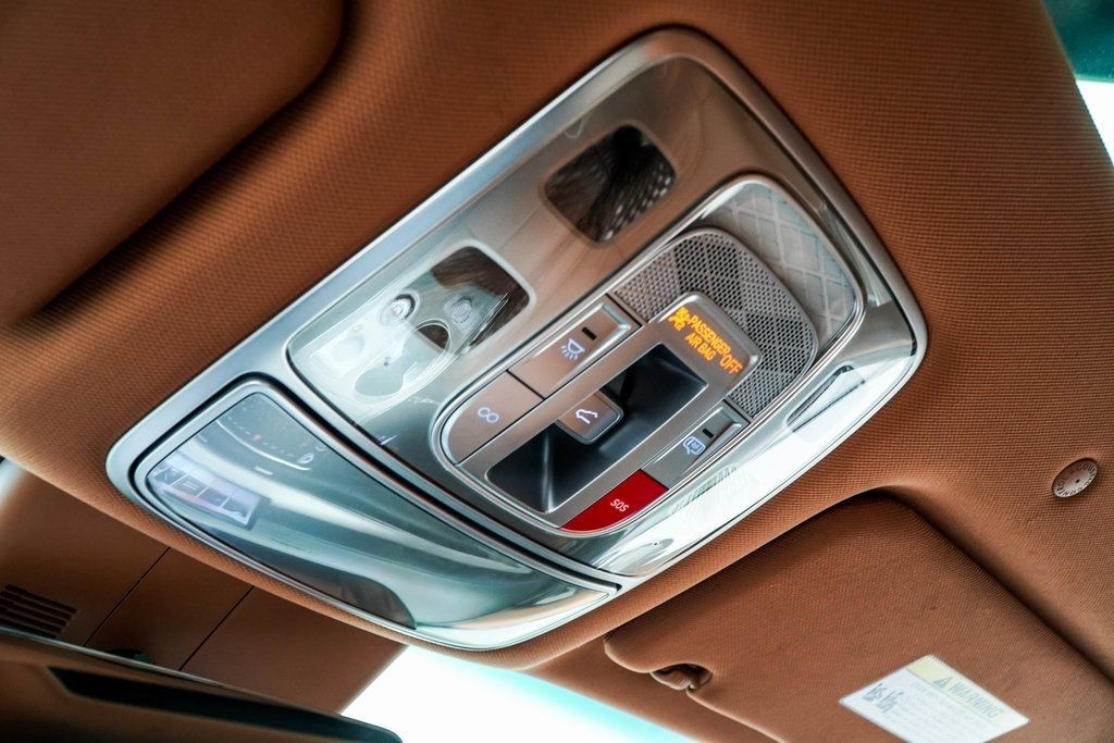 2025 Genesis GV80 2.5T Prestige AWD photo 40