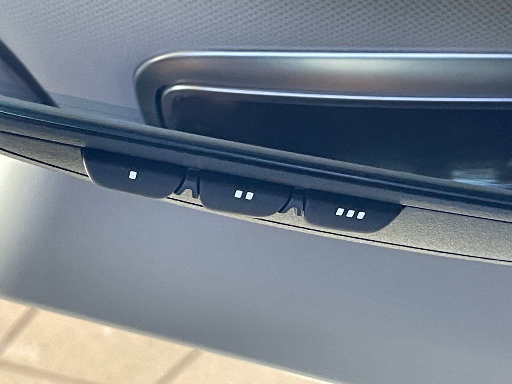 2025 Genesis GV80 3.5T Advanced AWD - 23065894 - 52