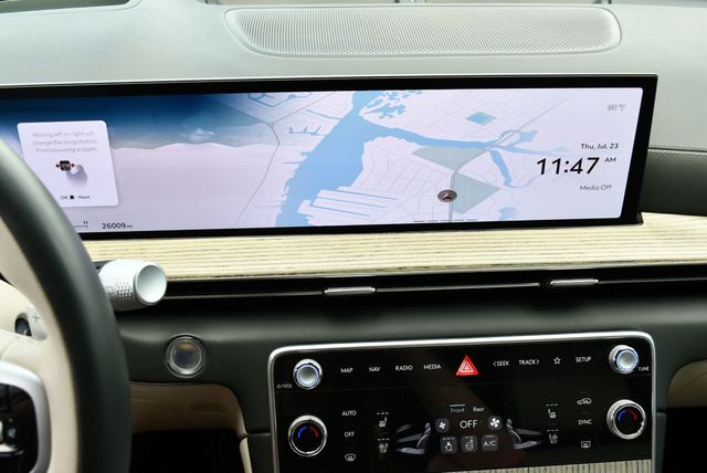 2025 Genesis GV80 3.5T Prestige AWD SUV W/Head Up Display - 23056727 - 64