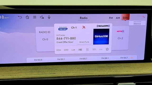 2025 Genesis GV80 3.5T Prestige AWD w/ 27'' OLED & Nappa Leather - 23098482 - 17
