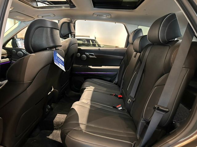2025 Genesis GV80 Prestige/Htd&CldSeats/HeadUpDisplay/HighWayDriveAssist/360Cam - 23021477 - 22