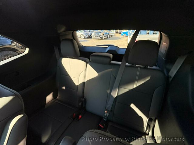 2025 GMC Acadia AWD 4dr Elevation - 22953426 - 17