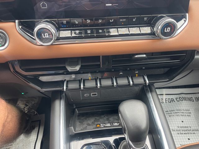 2025 GMC CANYON 4WD AT4 W/ MULTIPLE PACKAGES ($2,000+ VALUE!!) - 23101487 - 19