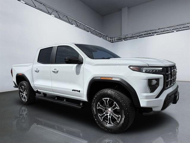 2025 GMC Canyon 4WD Crew Cab AT4 - 23035844 - 9