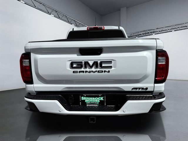 2025 GMC Canyon 4WD Crew Cab AT4 - 23035844 - 5
