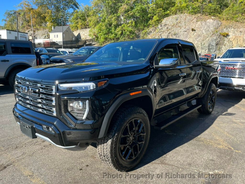2025 GMC Canyon 4WD Crew Cab Denali - 22929979 - 7