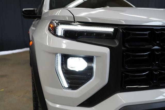 2025 GMC Canyon Elevation - 23078142 - 48