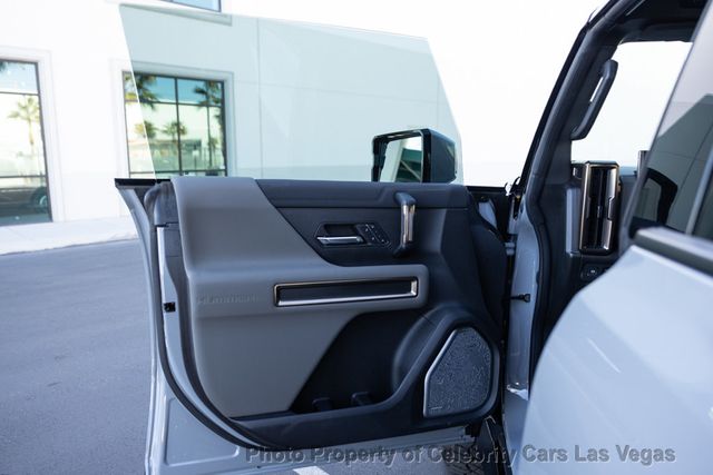 2025 GMC HUMMER EV Pickup 3x --- aMSRP of $104,650. - 22954722 - 21
