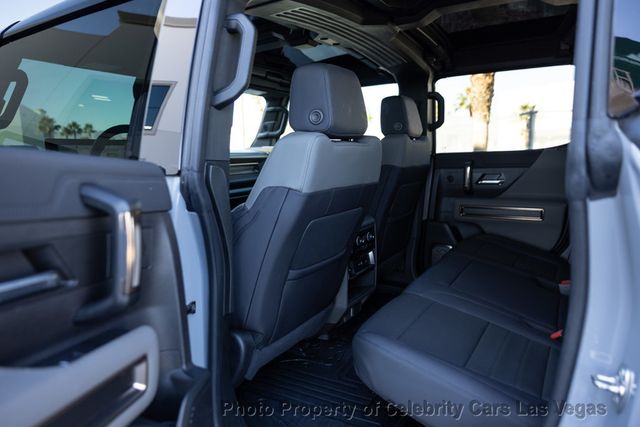 2025 GMC HUMMER EV Pickup 3x --- aMSRP of $104,650. - 22954722 - 28
