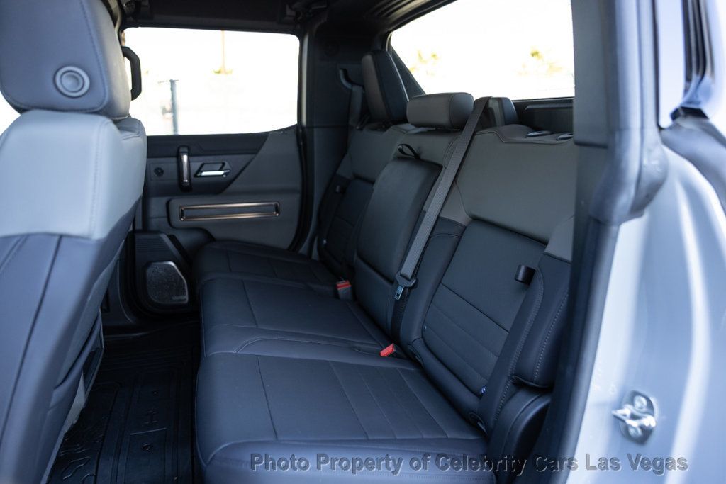 2025 GMC HUMMER EV Pickup 3x --- aMSRP of $104,650. - 22954722 - 30