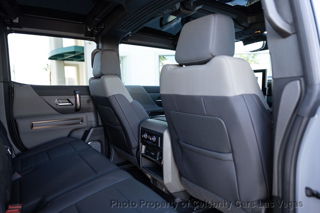 2025 GMC HUMMER EV Pickup 3x --- aMSRP of $104,650. - 22954722 - 34